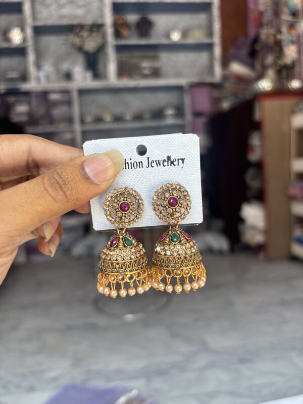 Jhumka