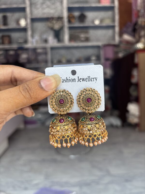 Jhumka