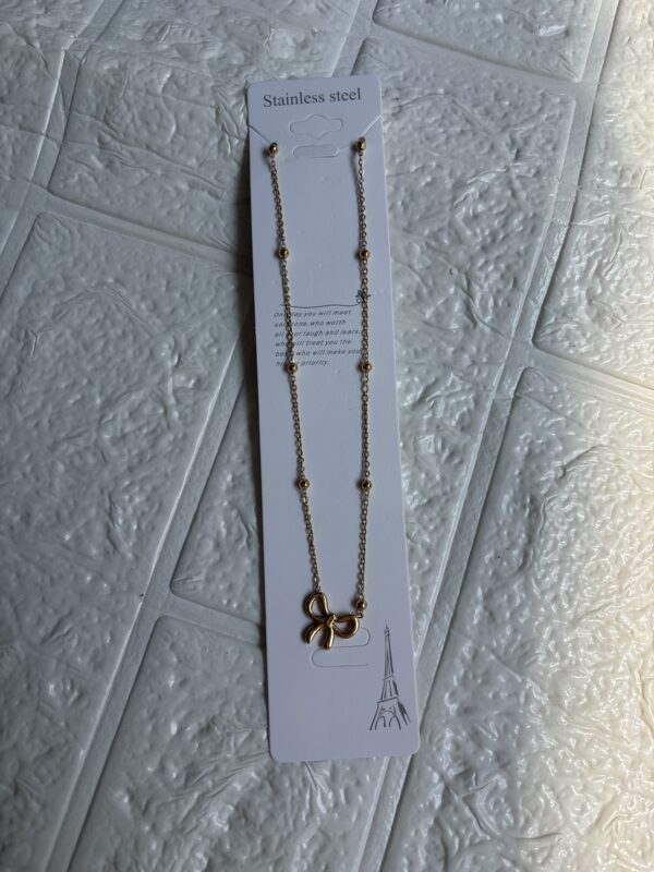Bow Necklace